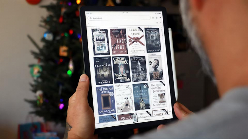 Kindle Scribe Colorsoft review: A very particular set of skills, for a price