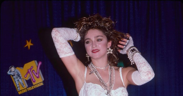 american-singer-madonna-at