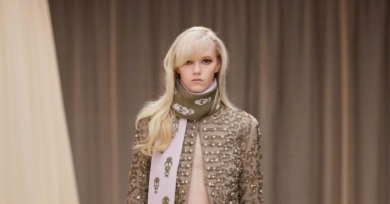 mcqueen_aw26_look_13