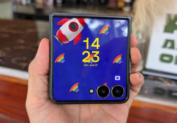 samsung-galaxy-z-flip-7-cover-display-widget