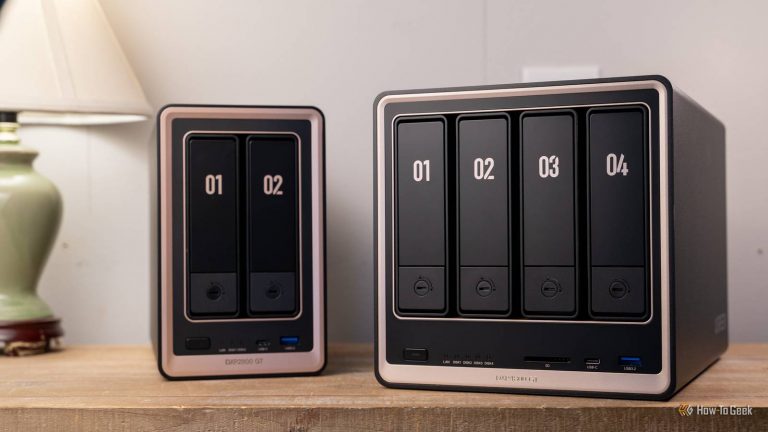 ugreen-dxp2800-gt-beside-ugreen-dxp4800-gt-front-size-comparison